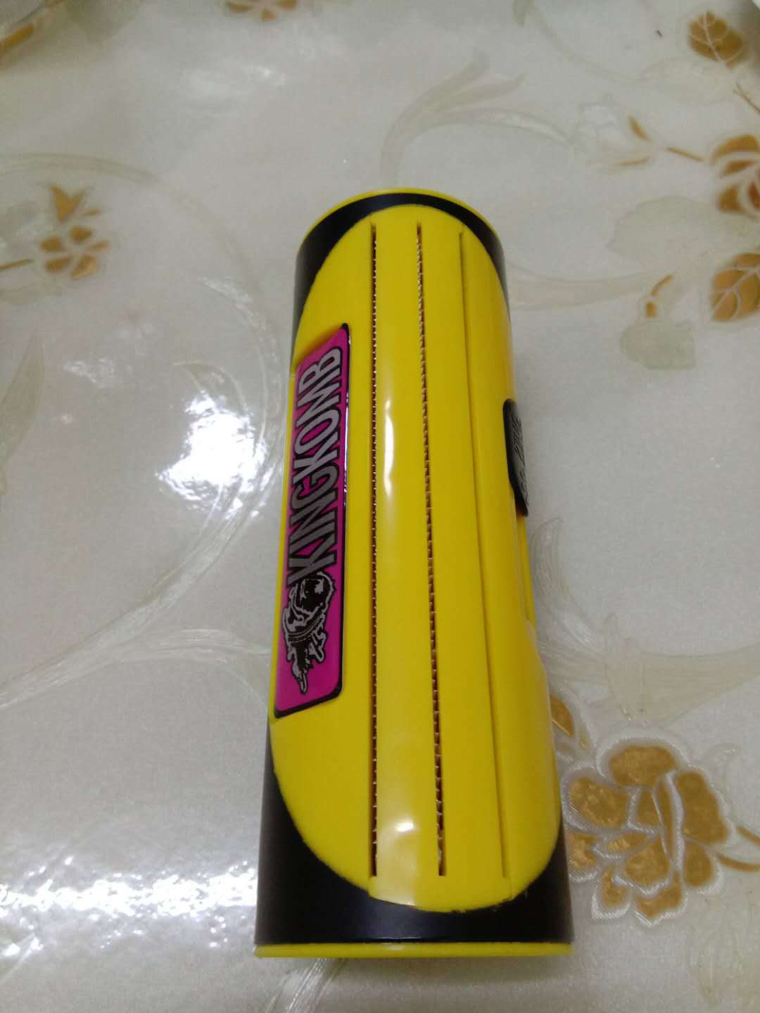 Pet Grooming Brush And Comb Cleaning Tool For Pet Care