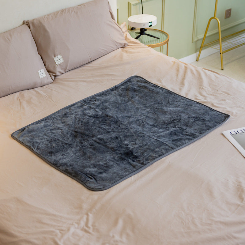 Pet Soft Flannel Waterproof Washable Blanket Thick Fuzzy Mat