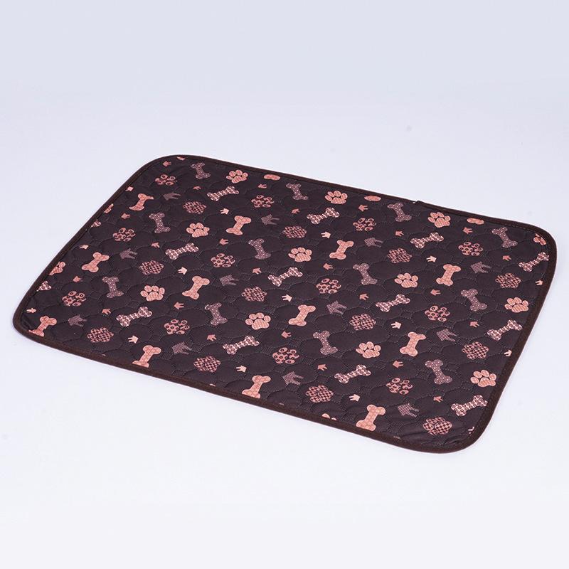 Breathable Absorbent Pet Training Pads Machine Washable Non Slip Use Mats